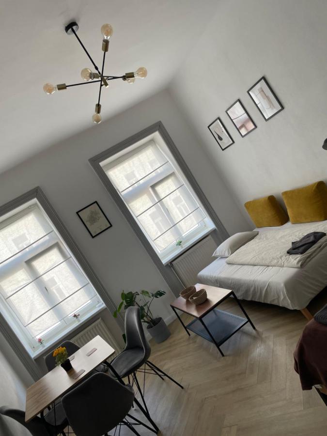Trendy Apartment Near Schloss Schonbrunn Відень Екстер'єр фото